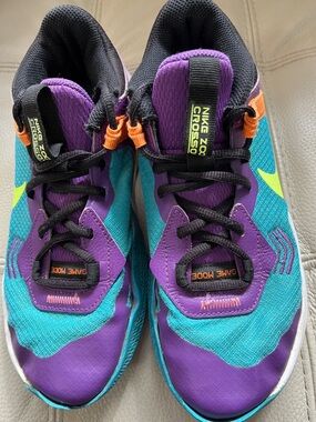 Nike Air Zoom Crossover Game Mode Sneakers - Size 5Y